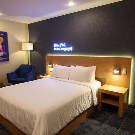 Le Fabreville Motel & Suites Laval Bagian luar foto